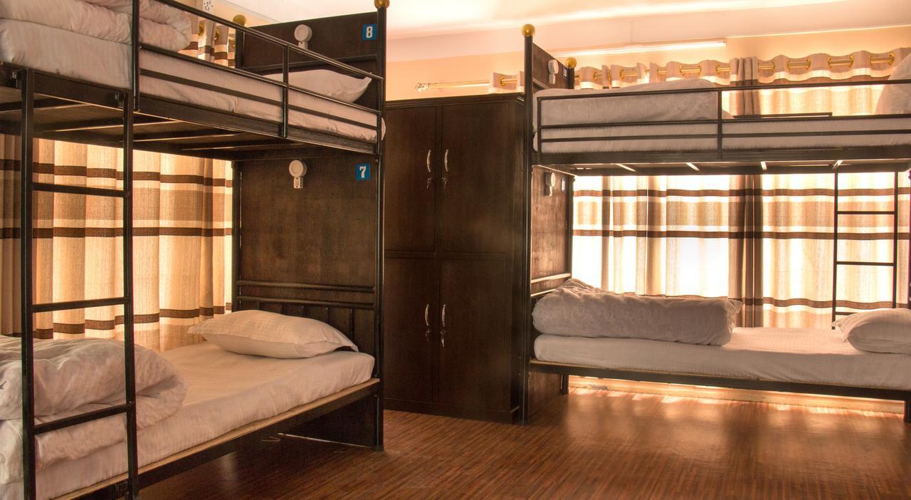Hostel Himalaya Катманду Экстерьер фото