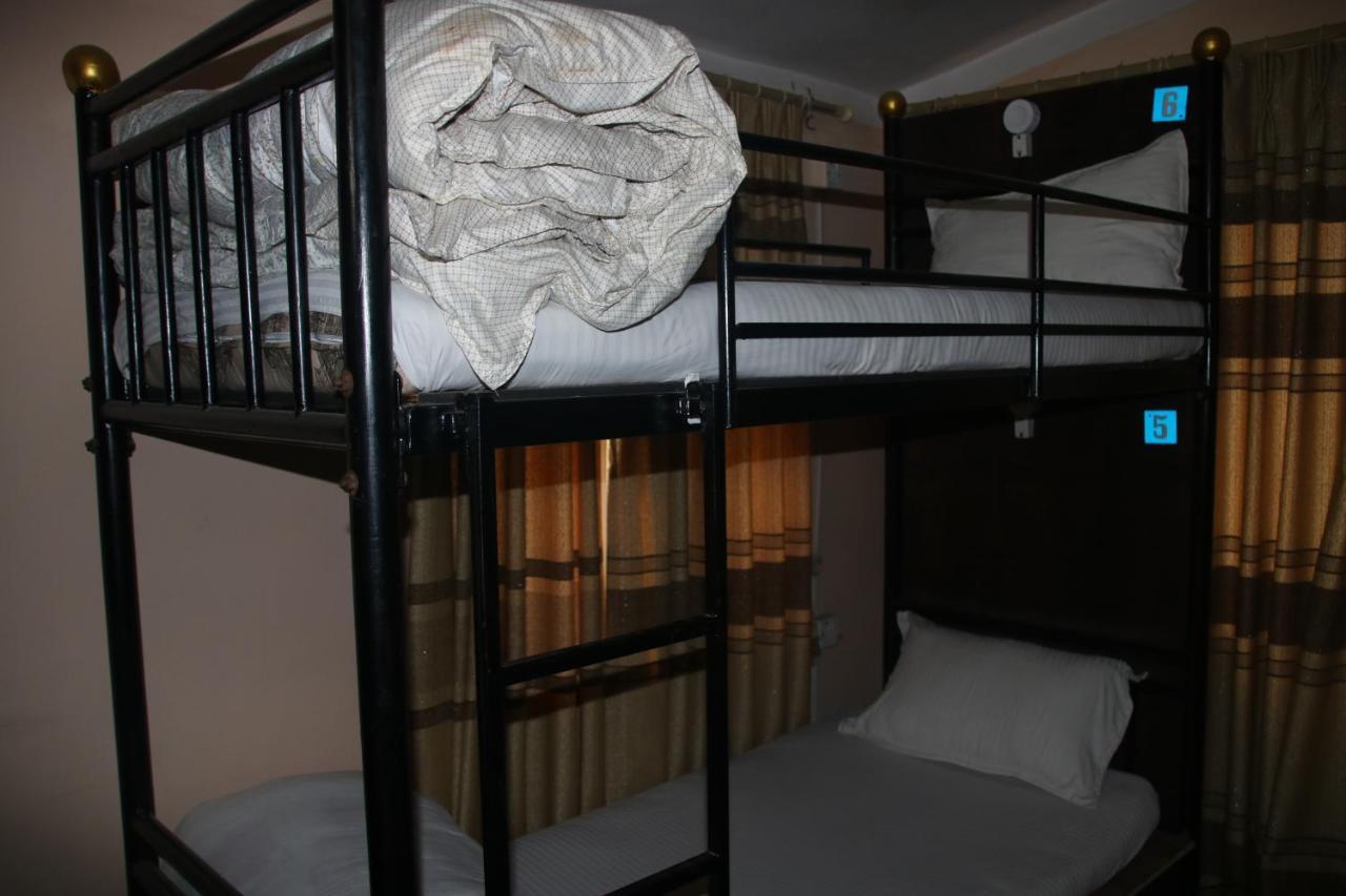 Hostel Himalaya Катманду Экстерьер фото