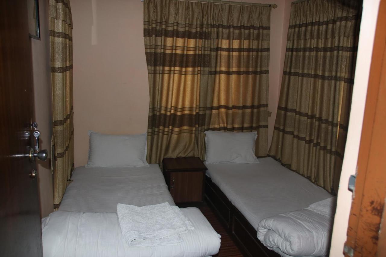 Hostel Himalaya Катманду Экстерьер фото