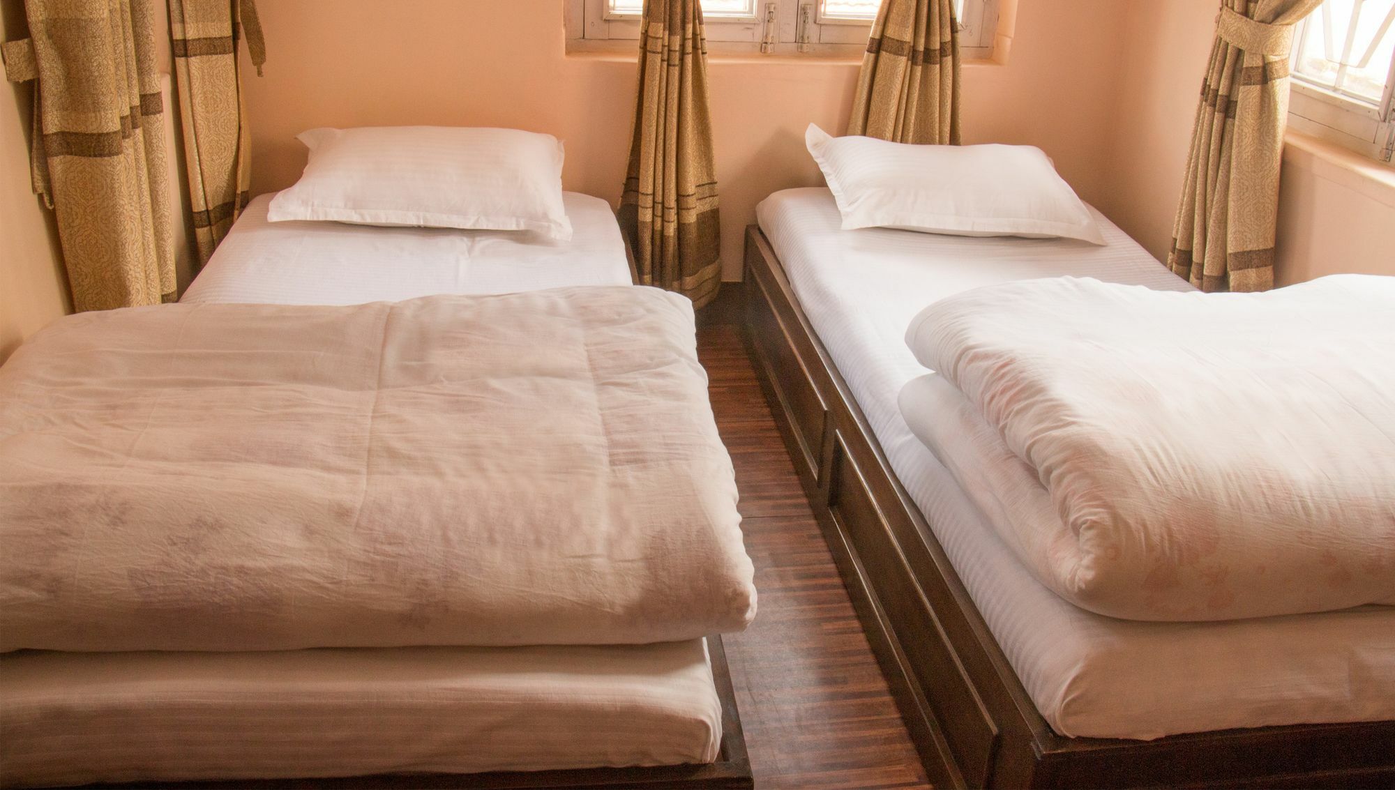Hostel Himalaya Катманду Экстерьер фото
