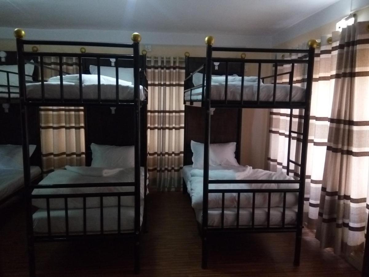 Hostel Himalaya Катманду Экстерьер фото
